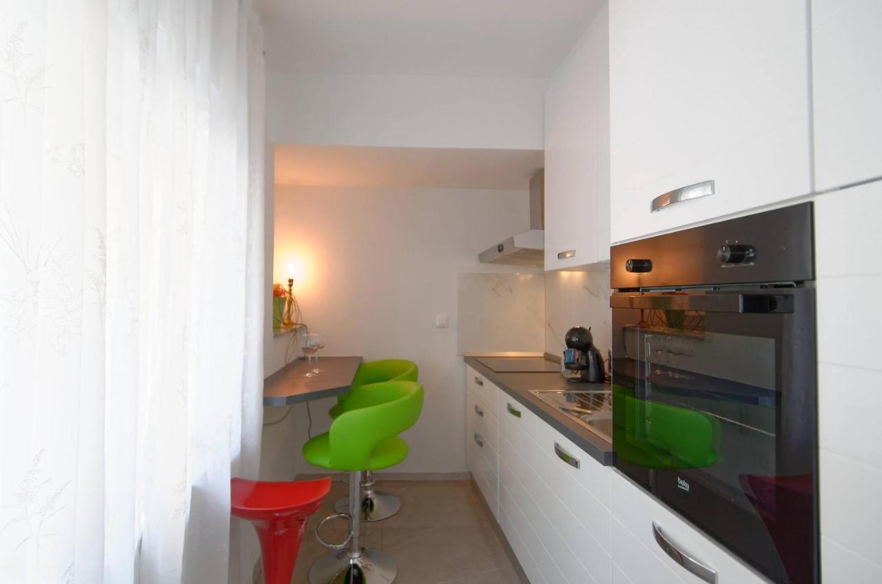 Maximus Apartment